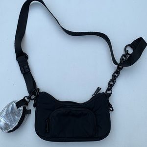 ZARA BLACK SPORT CROSSBODY SATCHEL